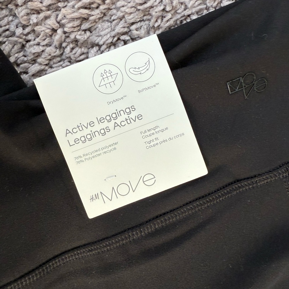 H and M soft move Legging and bike short lot size 20 (14 y and up) fits women S